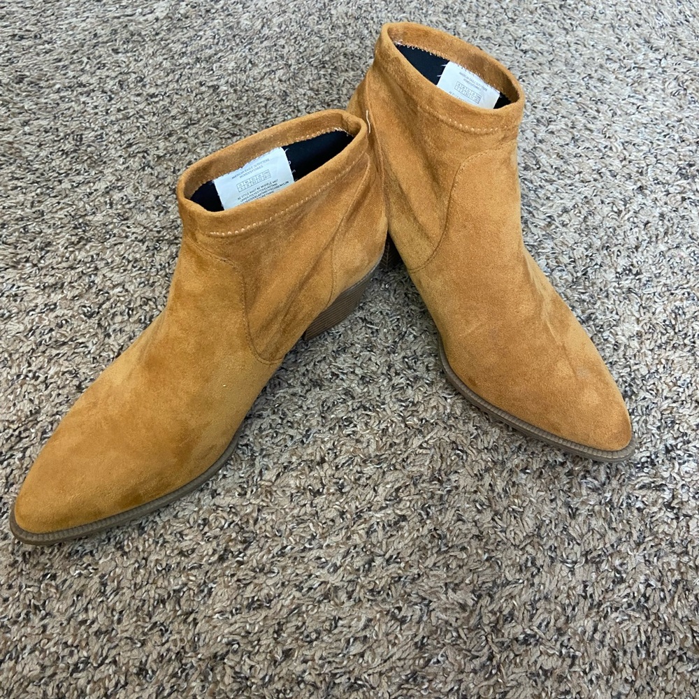 American Eagle Outfitters suede Ankle Boots